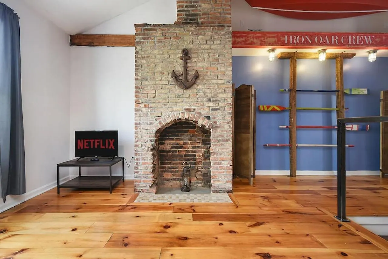 Boat House - Beautiful Custom Space, Two King Beds Pittsburgh Hébergement de vacances